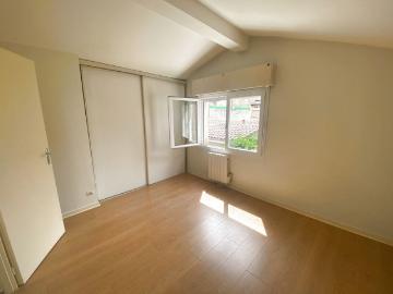 Location Appartement 3 pièces 61m² BORDEAUX 33000