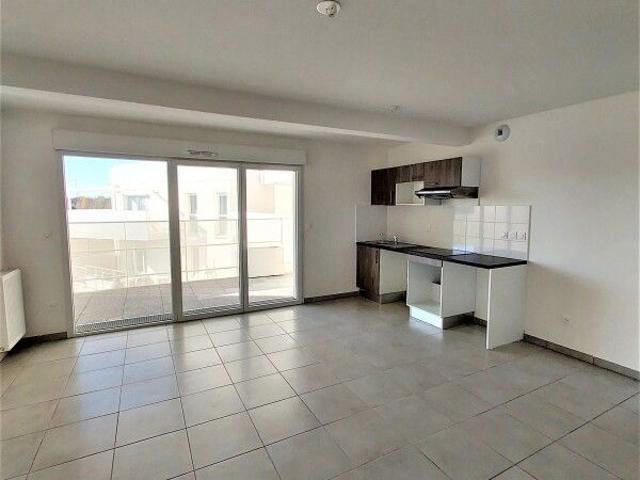 Location Appartement 3 pièces 61m² BEAUZELLE 31700