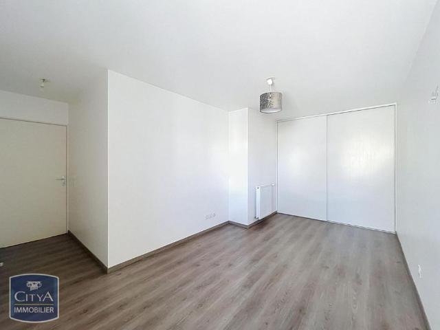 Location Appartement 3 pièces 61m² DECINES CHARPIEU 69150