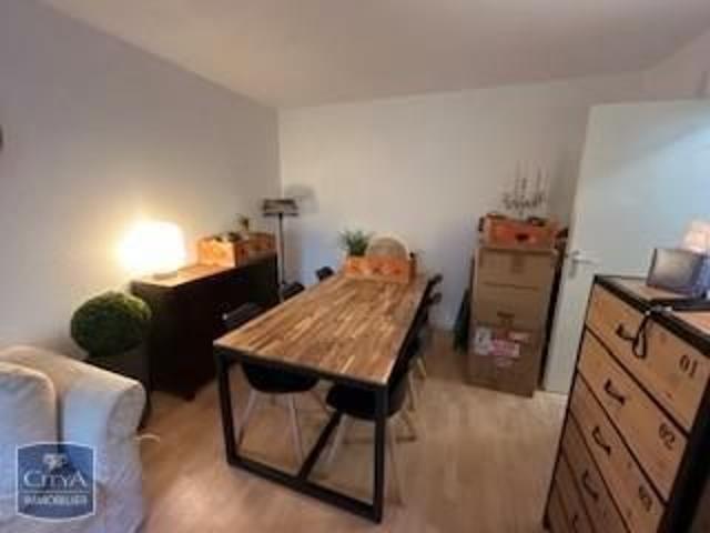 Location Appartement 3 pièces 61m² FLEAC 16730