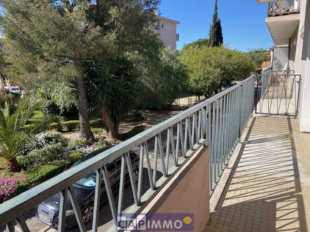 Location Appartement 3 pièces 61m² LA GARDE 83130