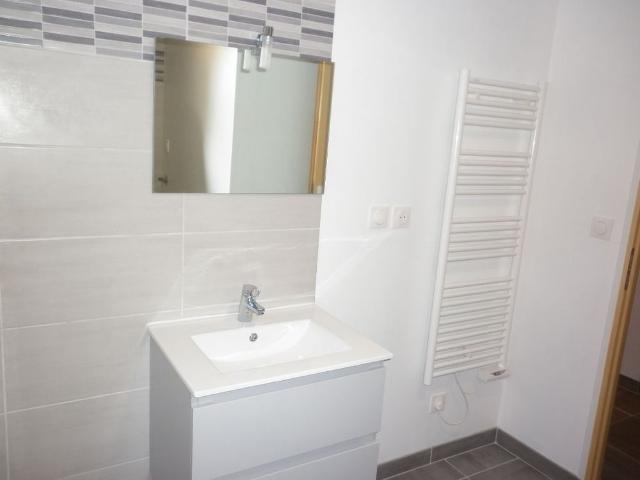 Location Appartement 3 pièces 61m² MOUROUX 77120