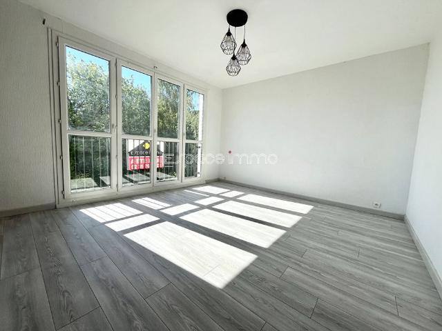 Location Appartement 3 pièces 61m² MAROMME 76150