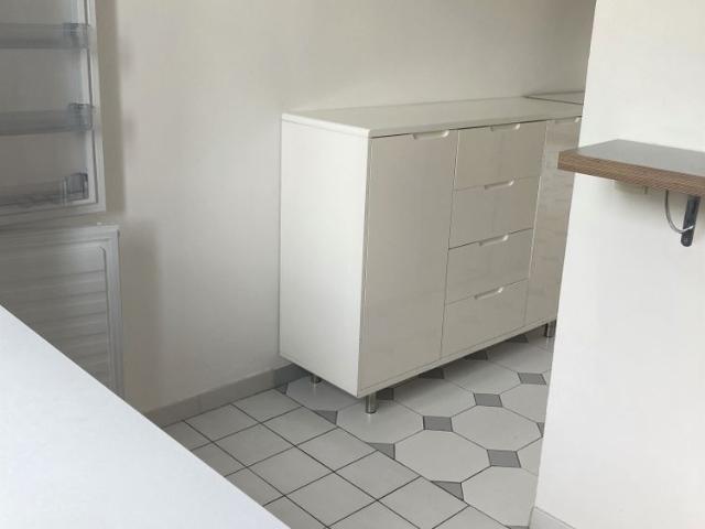 Location Appartement 3 pièces 61m² NANTERRE 92000