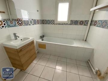 Location Appartement 3 pièces 61m² ST DENIS 97400