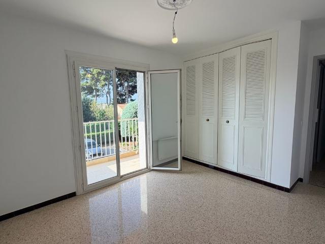 Location Appartement 3 pièces 61m² TOULON 83100