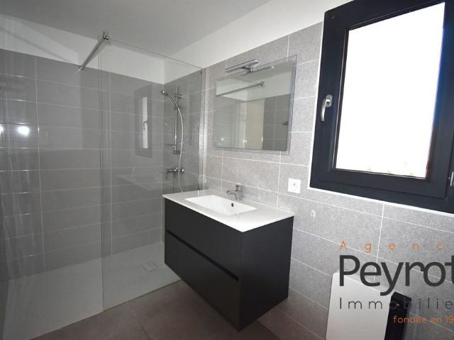 Location Appartement 3 pièces 61m² TORREILLES 66440