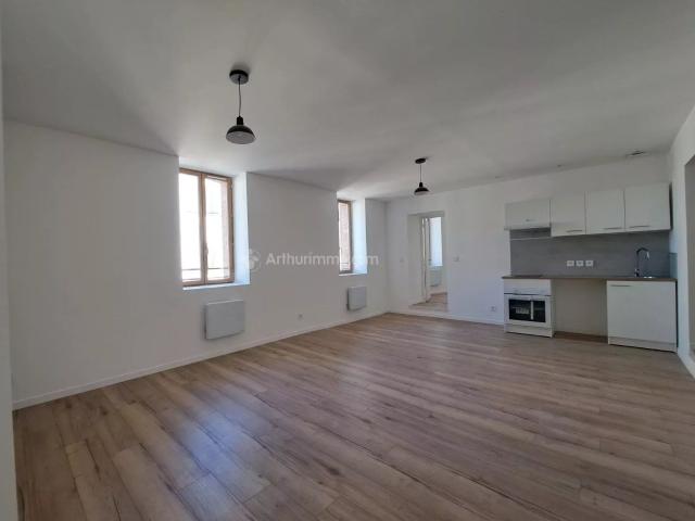 Location Appartement 3 pièces 62 m2 à Carmaux