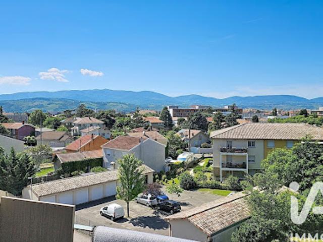 Location Appartement 3 pièces 62 m2 Roussillon