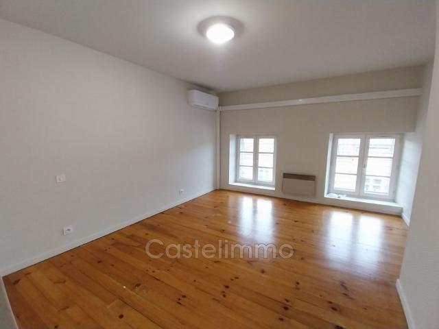 Location Appartement 3 pièces 62m² CASTELSARRASIN 82100
