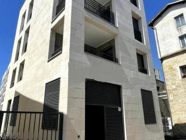 Location Appartement 3 pièces 62m² BORDEAUX 33000