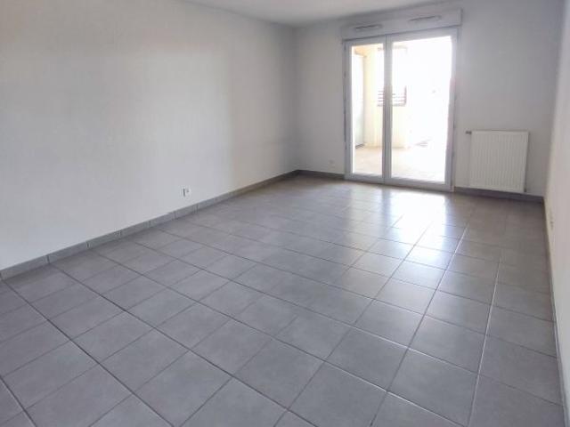 Location Appartement 3 pièces 62m² LAUNAGUET 31140
