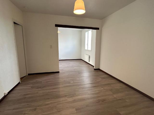 Location Appartement 3 pièces 62m² LAVARDAC 47230