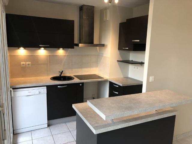 Location Appartement 3 pièces 62m² LUC LA PRIMAUBE 12450