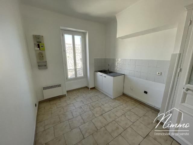 Location Appartement 3 pièces 62m² NIMES 30000