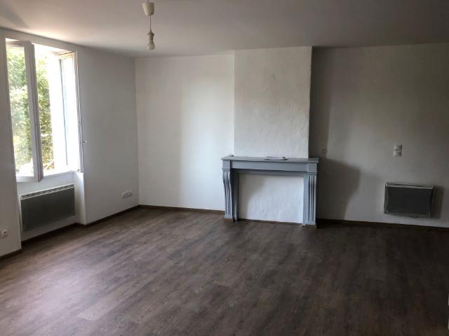 Location Appartement 3 pièces 62m² ST GEORGES DE RENEINS 69830
