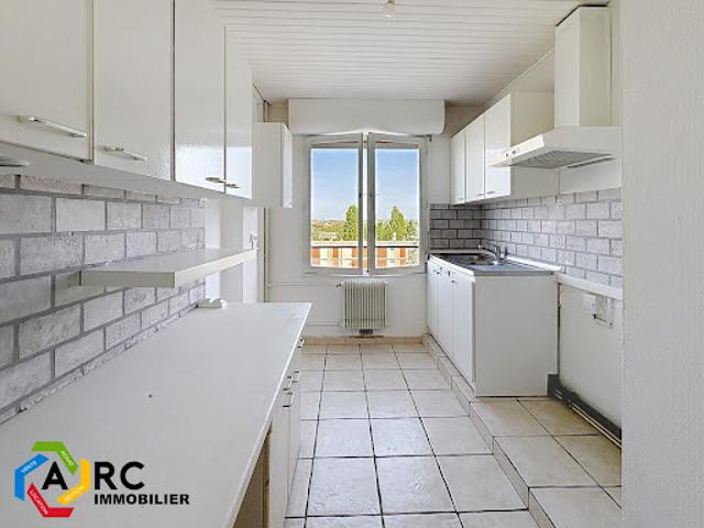 Location Appartement 3 pièces 67.6 m2 La Chapelle Saint Mesmin