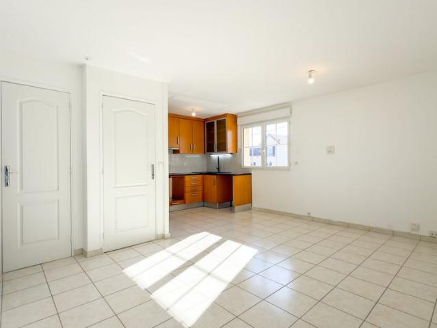 Location appartement 3 pièces, 67.79m², Vigneux sur Seine