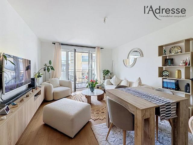 Location appartement 3 pièces, 67.00m², Puteaux
