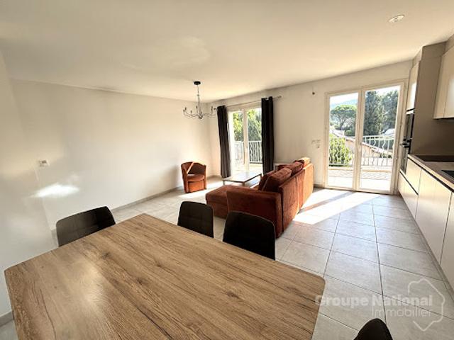 Location Appartement 3 pièces 67.06 m2 Eyguières