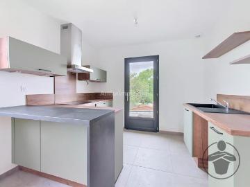 Location Appartement 3 pièces 67 m2 à Coutras