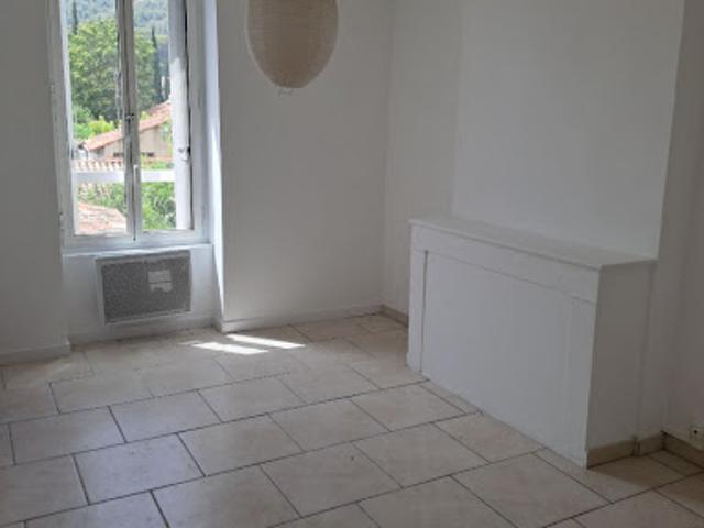 Location Appartement 3 pièces 67 m2 Roquevaire
