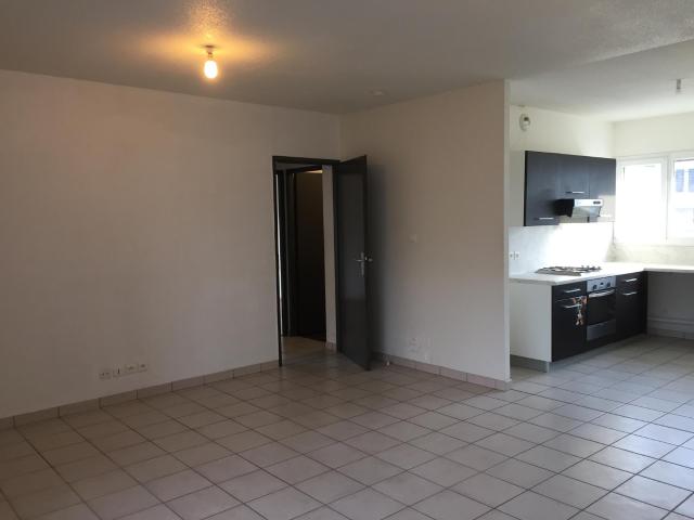Location appartement 3 pièces 67 m² à Épinal 88000