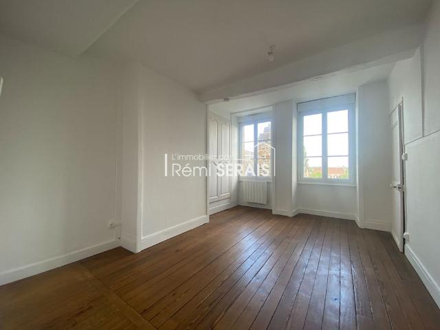 Location Appartement 3 pièces 67m²