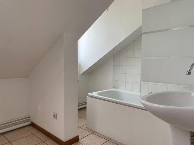 Location Appartement 3 pièces 67m² ELBEUF 76500