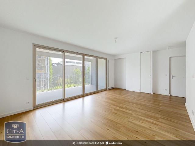 Location Appartement 3 pièces 67m² LYON 2ème