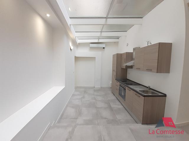 Location Appartement 3 pièces 67m² MARSEILLE 6ème