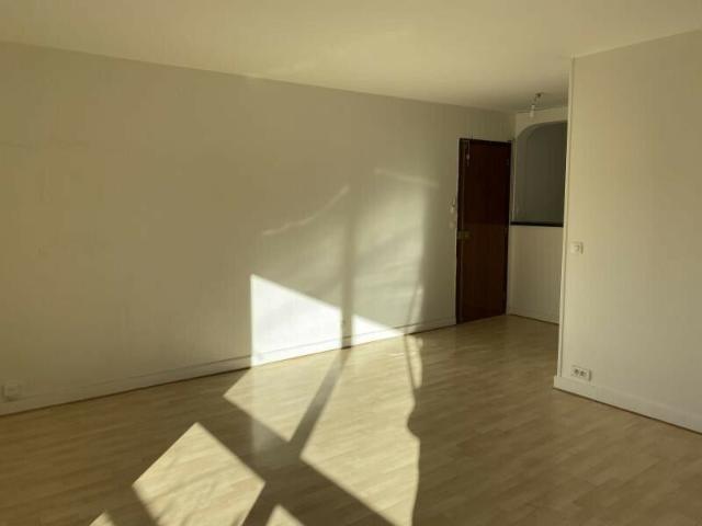 Location Appartement 3 pièces 67m² PALAISEAU 91120