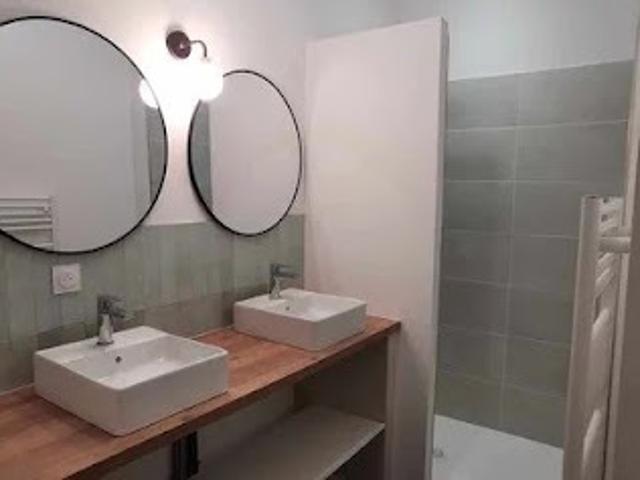 Location Appartement 3 pièces 64.55 m2 Landiras