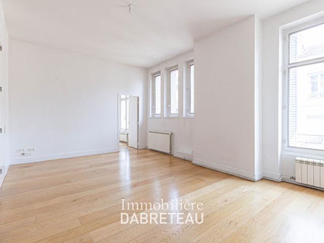 Location Appartement 3 pièces 64.13 m2 Lyon 6ème