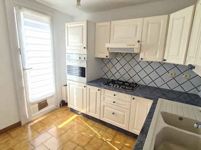 Location Appartement 3 pièces 64.17 m2 Nimes
