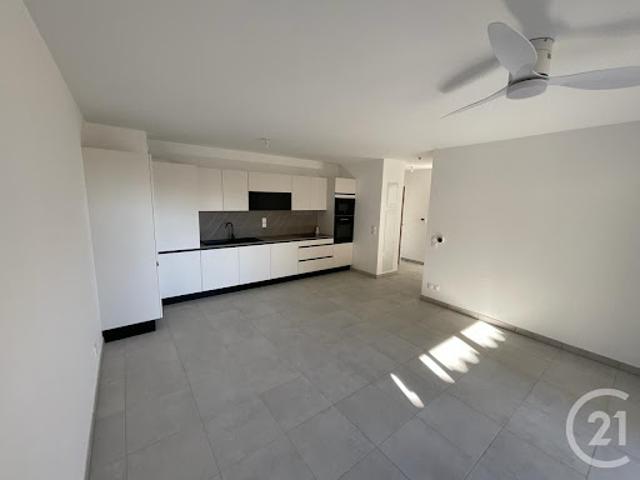 Location Appartement 3 pièces 64.33 m2 Roquefort les Pins