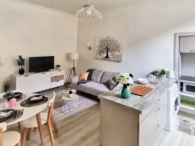 Location Appartement 3 pièces 64 m2 Villeneuve sur Lot