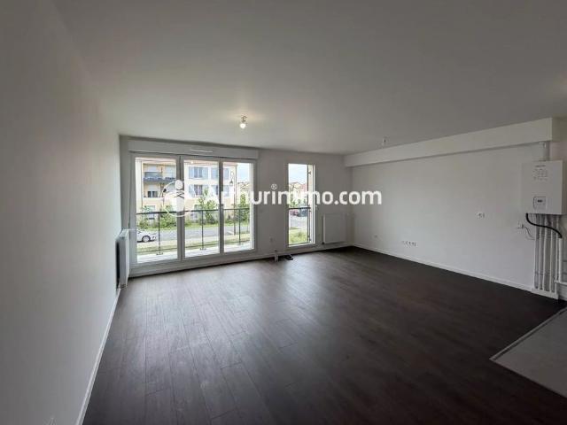 Location Appartement 3 pièces 64 m2 à Ormoy