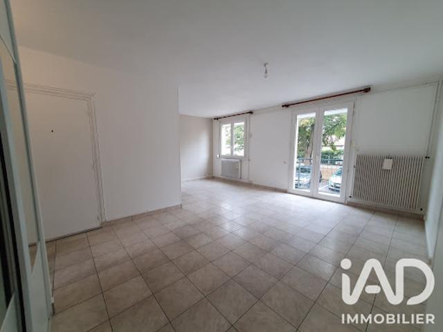 Location Appartement 3 pièces 64 m2 Compiegne