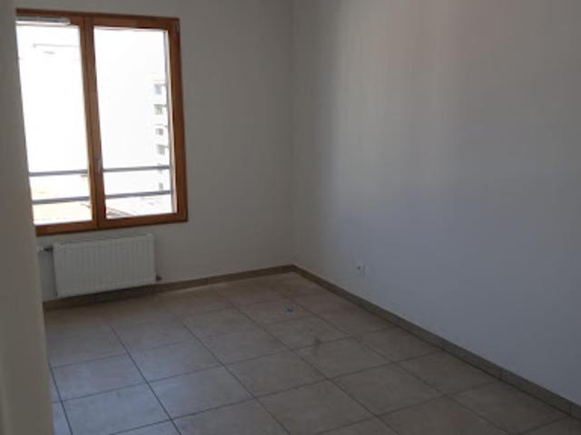 Location Appartement 3 pièces 64 m2 Lyon 7ème