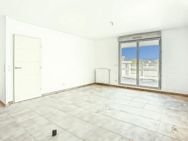 Location Appartement 3 pièces 64 m2 Marseille 10ème