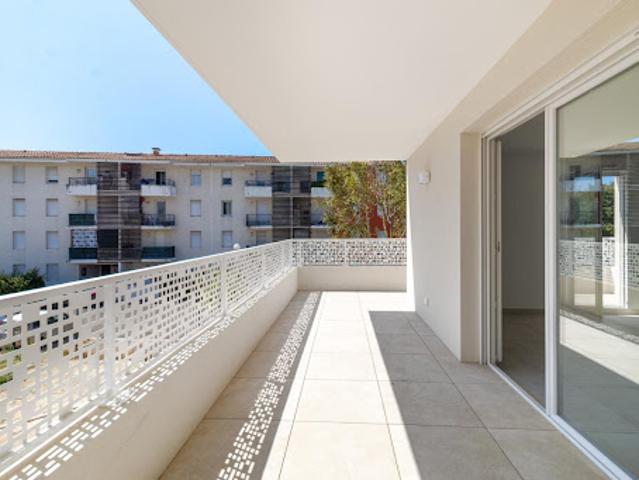 Location Appartement 3 pièces 64 m2 Marseille 13ème