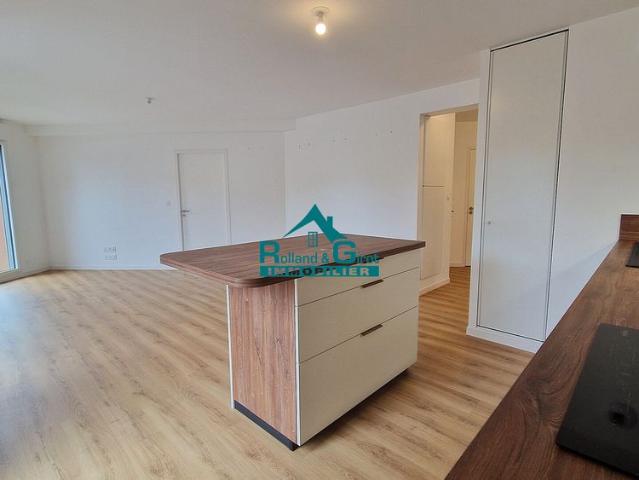 Location Appartement 3 pièces 64m²