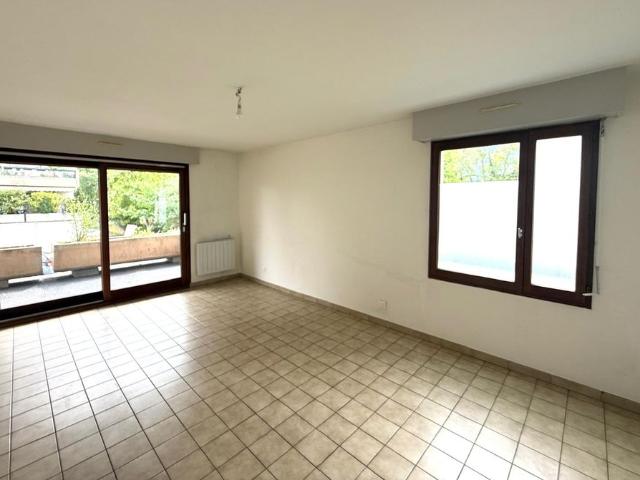 Location Appartement 3 pièces 64m²