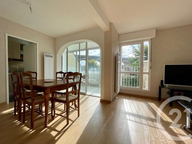 Location Appartement 3 pièces 64m² AVON 77210