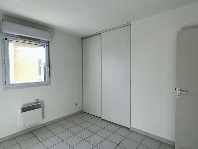 Location Appartement 3 pièces 64m² BAGNOLS SUR CEZE 30200