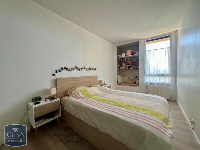Location Appartement 3 pièces 64m² ELANCOURT 78990