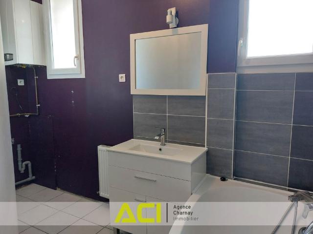 Location Appartement 3 pièces 64m² MACON 71000