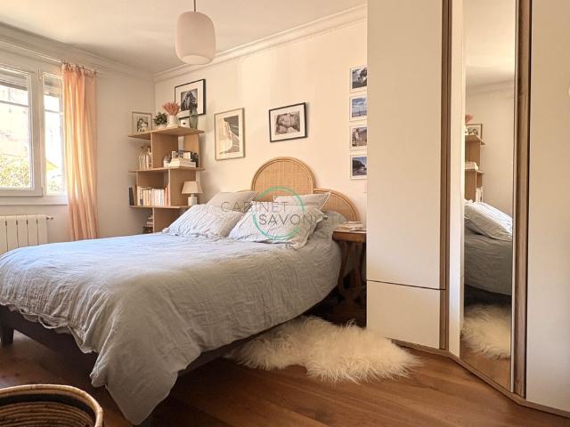 Location Appartement 3 pièces 64m² MARSEILLE 7ème
