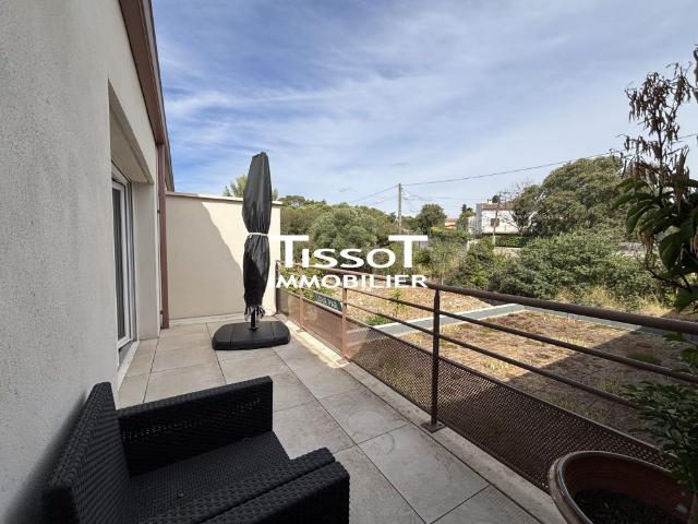 Location Appartement 3 pièces 64m² NIMES 30000